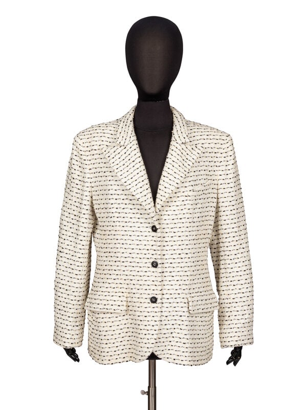 Chanel, White & Black Tweed Jacket (1 of 4)