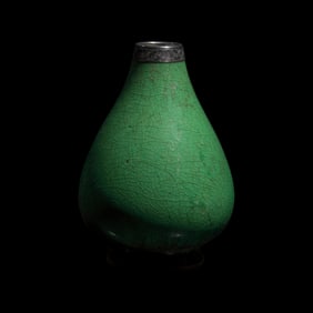A Chinese Silver Mounted Green Langyao-Type Porcelain Vase, 18th Century 清中期