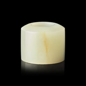A Large Chinese Pale Celadon Jade Archer's Ring, 18th/19th Century 清中期 白