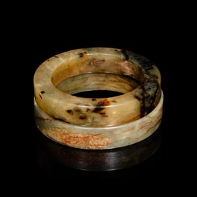 A Pair of Chinese Celadon Jade Bangles, Ming Dynasty or Later 明或更晚