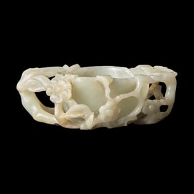 A Chinese Carved Pale Celadon Jade Floriform Coupe, Qing Dynasty or Earlier 清或更