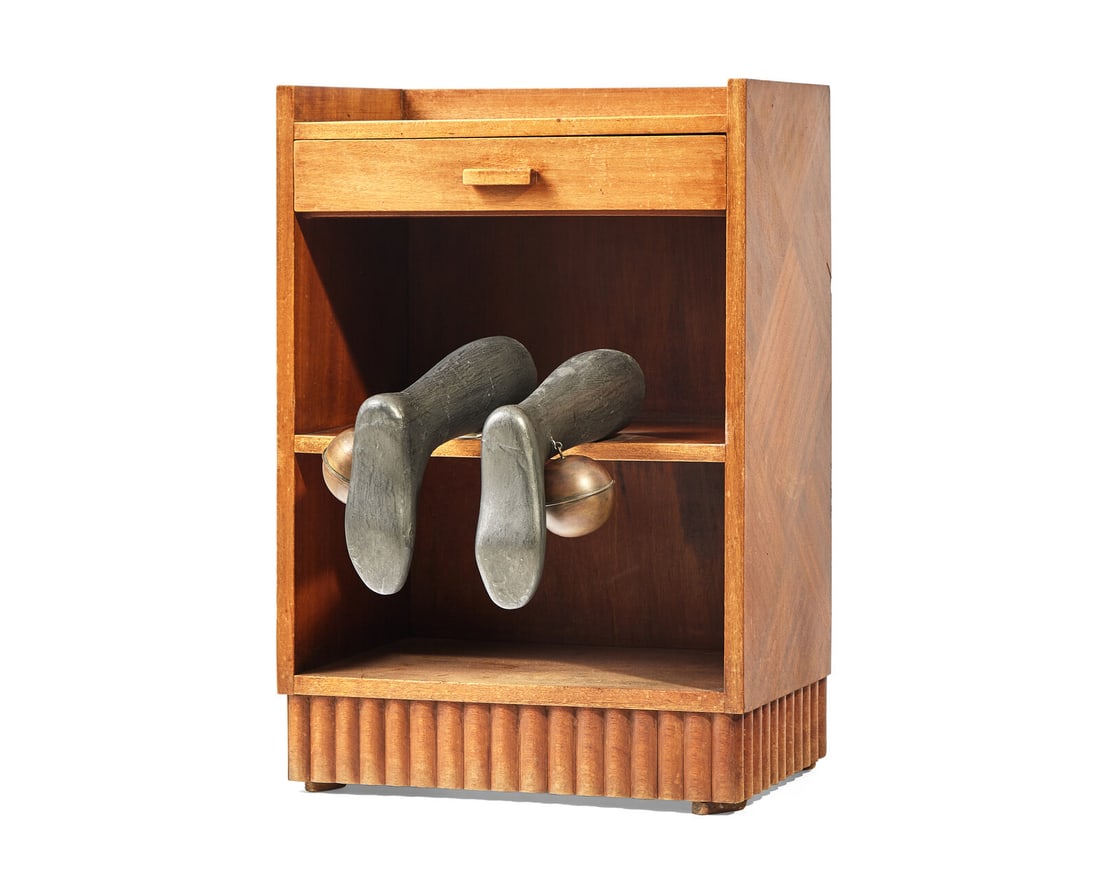 Juan Muñoz (Spanish, 1953-2001) Untitled, 1990: Juan Muñoz (Spanish, 1953-2001) Untitled, 1990 mixed media height: 28 1/2 inches. The Estate of Ruth Miles Pite This lot is located in Philadelphia. Lot Note: Juan Muñoz was a Spanish sculpt