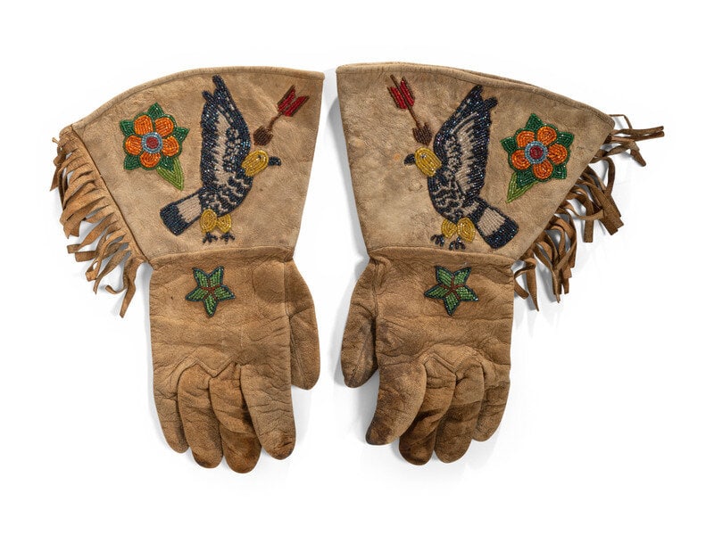 Plateau Beaded Hide Gauntlets, with Eagles and Arrows (1 of 3)