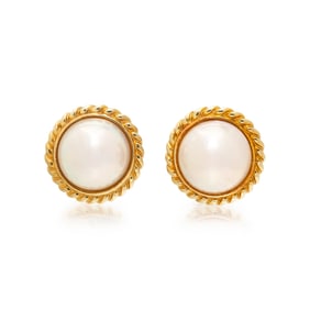 MABÉ PEARL AND YELLOW GOLD EARRINGS