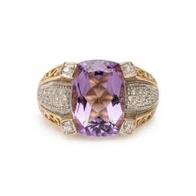 AMETHYST AND DIAMOND RING