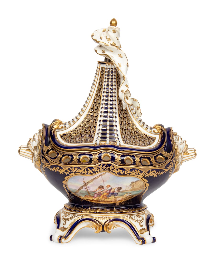 A Sèvres Style Porcelain Potpourri Urn (1 of 5)