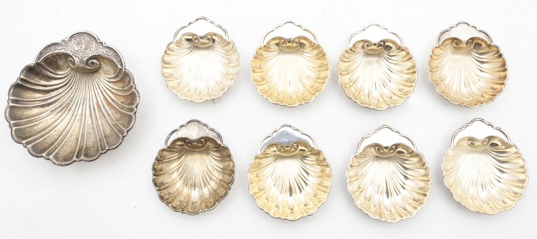 Nine American Sterling Silver Nut Scoops, Gorham, Diame: Nine American Sterling Silver Nut Scoops, Gorham, each of shell form, comprising eight individual examples and a larger example; approximate total weight 11.19 ozt. Diameter of largest 5 inches. Prope