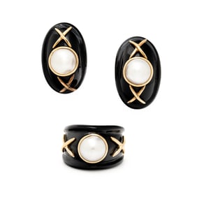 ONYX AND MABÉ PEARL JEWELRY SET