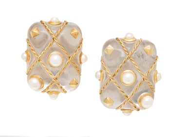 ROCK CRYSTAL QUARTZ, CULTURED PEARL, AND YELLOW GOLD EARRINGS