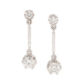 DIAMOND AND WHITE GOLD DROP EARRINGS