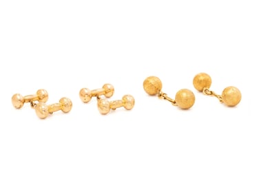 TWO PAIRS OF GOLD CUFFLINKS