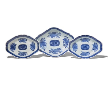 A Chinese Export Porcelain Blue Fitzhugh Oval Compote and Pair of Oval Serving Dishes