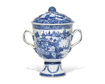 A Chinese Export Porcelain Loving Cup with Cover