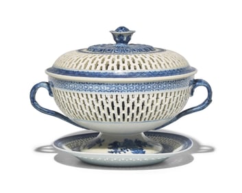 A Chinese Export Porcelain Reticulated Chestnut Covered Bowl and Undertray