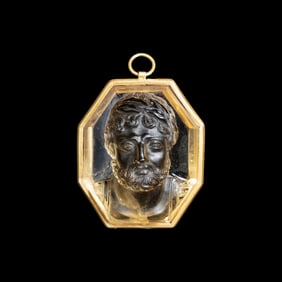 A Neoclassical Gold and Citrine Pendant with Cameo of an Emperor