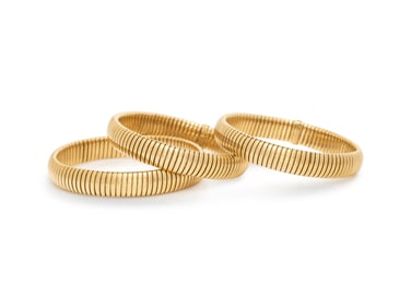 COLLECTION OF YELLOW GOLD TUBOGAS BRACELETS