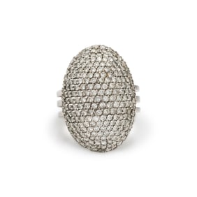 DIAMOND AND WHITE GOLD RING