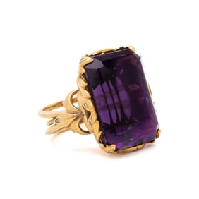 AMETHYST, DIAMOND, AND YELLOW GOLD RING