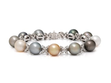 MULTICOLOR CULTURED PEARL, DIAMOND, AND WHITE GOLD BRACELET