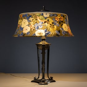 Pairpoint American, Early 20th Century Reverse-painted Birds of Paradise lamp