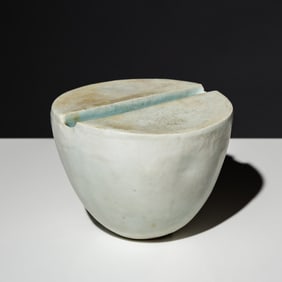 Ruth Duckworth (German-American, 1919-2009) Bowl with channel, 1975