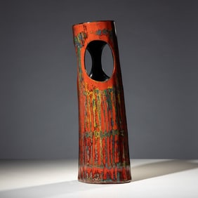 Fujinuma Noboru (Japanese, b. 1945) Lacquered cylinder