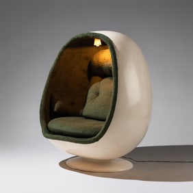 Panasonic c. 1972 Audio Egg chair
