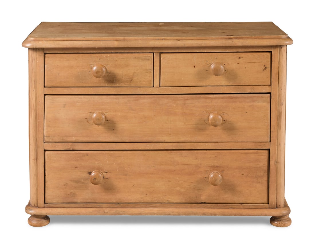 An English Pine Chest of Drawers (1 of 18)