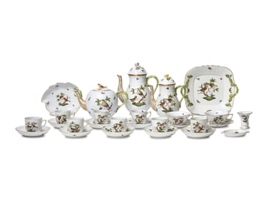 A Herend Rothschild Bird Porcelain Dessert Service