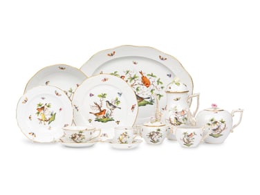A Herend Rothschild Bird Porcelain Dinner Service