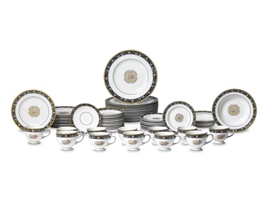 A Wedgwood Runnymede Porcelain Dinner Service