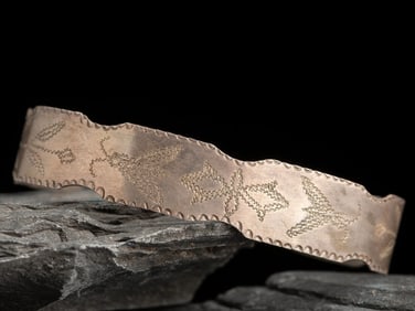 Navajo or Pueblo Rocker Engraved Ingot Cuff Bracelet