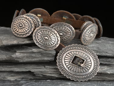 Jeff Morris (Taos, 20th/21st century) Silver Concha Belt