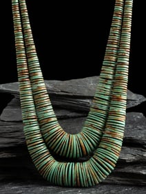 Pueblo Double-strand Gradutated Turquoise Necklace