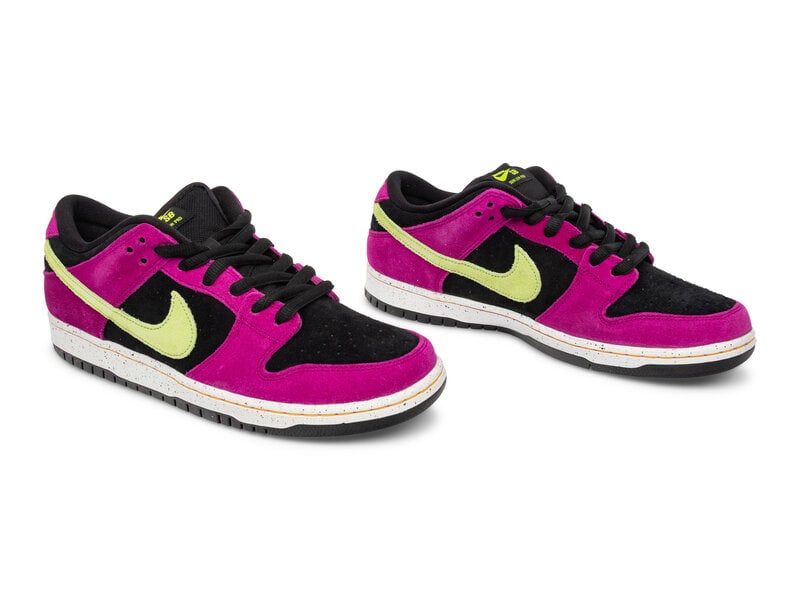 Dunk Low Pro SB Red Plum (DS) (1 of 3)