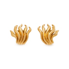 VERDURA, YELLOW GOLD 'TENDRIL FLAME' EARRINGS