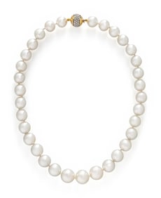 CULTURED PEARL, DIAMOND, AND YELLOW GOLD NECKLACE