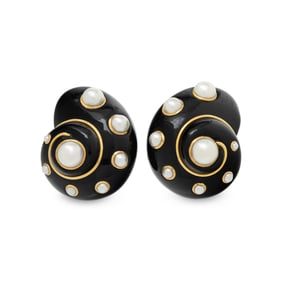 VERDURA, ENAMEL, MABÉ PEARL, AND YELLOW GOLD SHELL EARRINGS