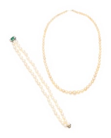 NATURAL PEARL STRAND WITH CULTURED PEARL, EMERALD, AND DIAMOND BRACELET