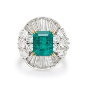 COLOMBIAN EMERALD, DIAMOND, AND WHITE GOLD RING
