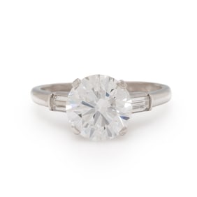 DIAMOND AND PLATINUM RING