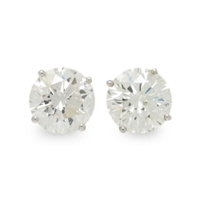 DIAMOND STUD EARRINGS