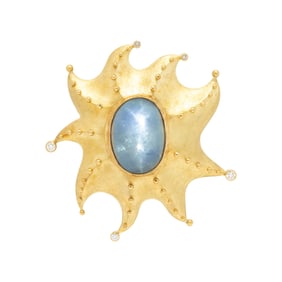 SAPPHIRE, DIAMOND, AND YELLOW GOLD SEA STAR PENDANT BROOCH