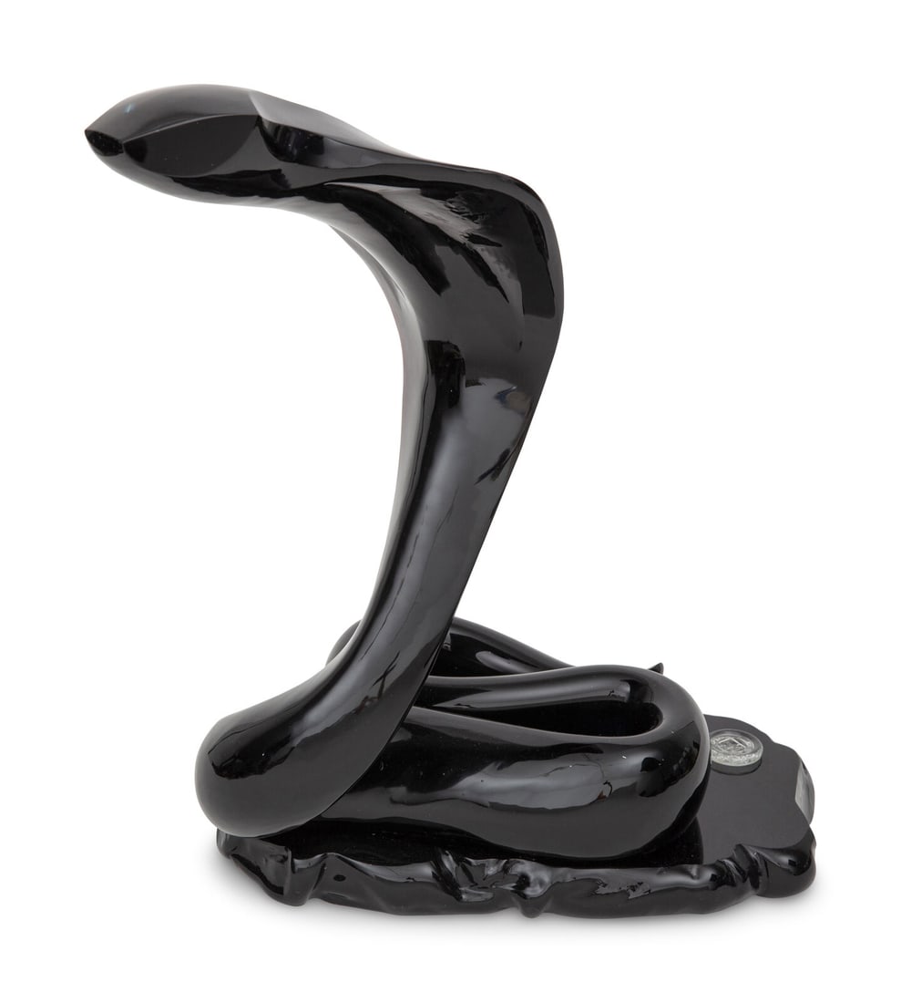 Loredano Rosin (Italian, 1936-1992) Cobra Nero: Loredano Rosin (Italian, 1936-1992) Cobra Nero glass Height 19 5/8 x width 14 x depth 17 inches. This lot is located in Palm Beach.
