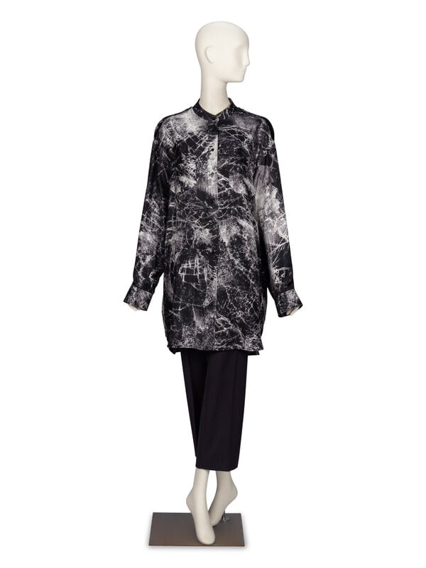 Alexander McQueen, Silk Tunic & Wool Trousers: Alexander McQueen, Silk Tunic & Wool Trousers THE FIRST Button-up tunic/oversized shirt in printed silk twill featuring an all-over black & white print of shattered glass. Round stand