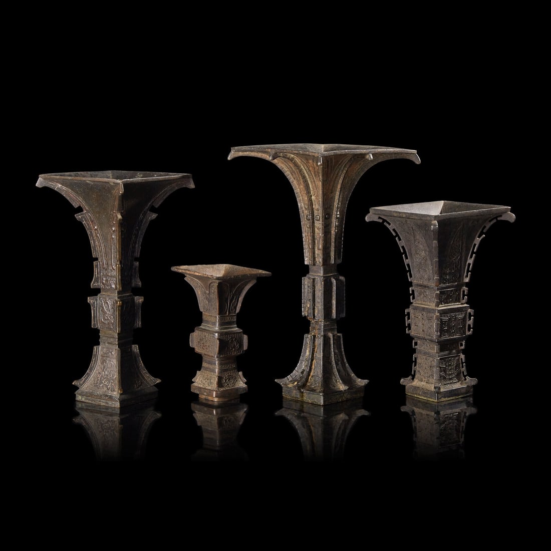 Four Chinese Archaistic Patinated Bronze Vases, Gu, Late Ming to Qing Dynasty 晚明