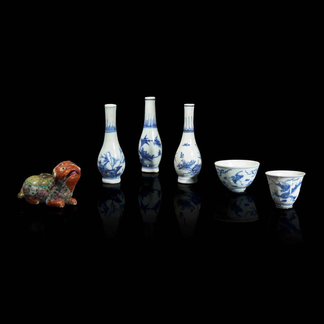 Five Small Chinese Blue and White Wares from the Hatcher Cargo, and a Famille Rose \"Lion\" Water