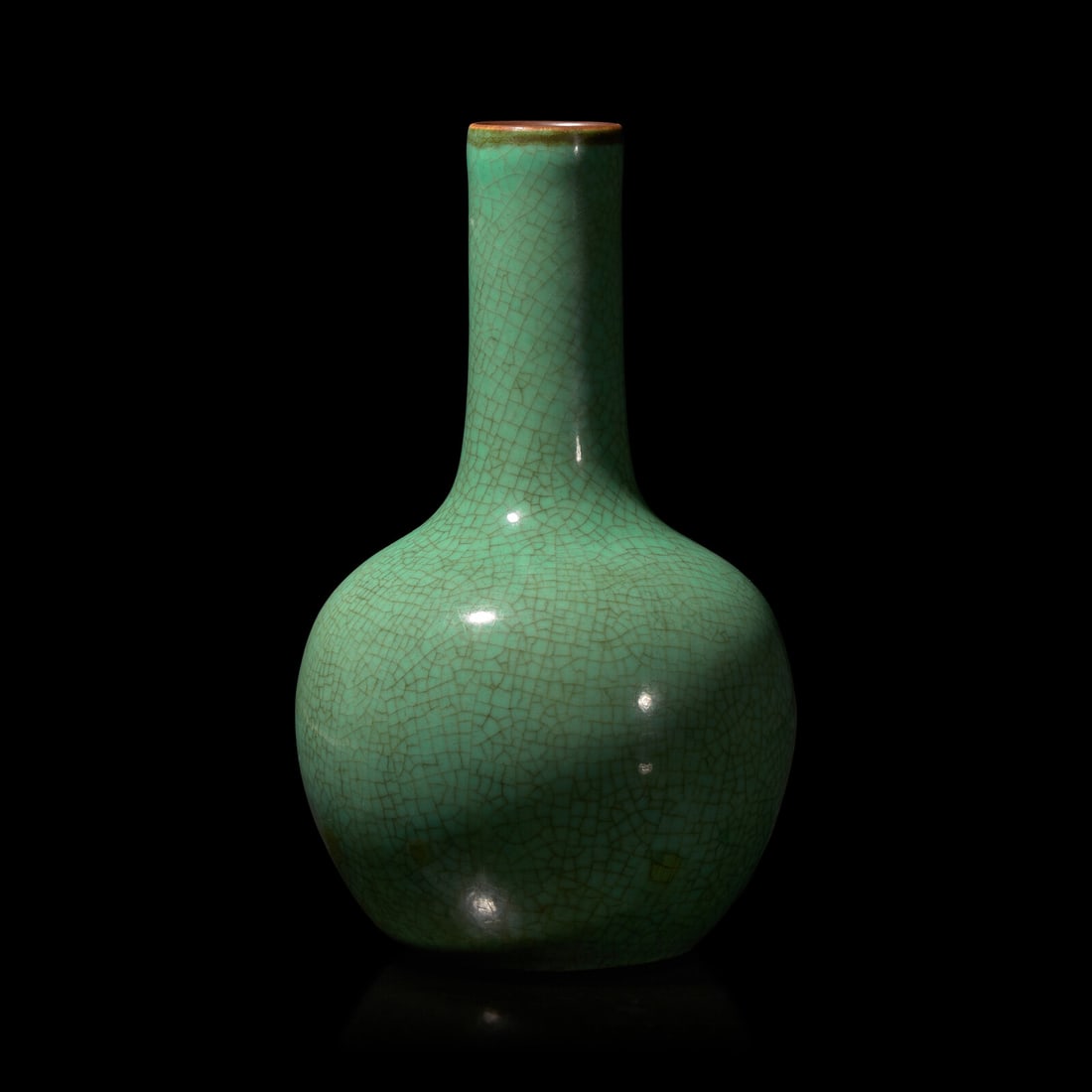 A Chinese Green Glazed Crackled Ground Porcelain Bottle Vase, Tianqiuping, 18th Century 清