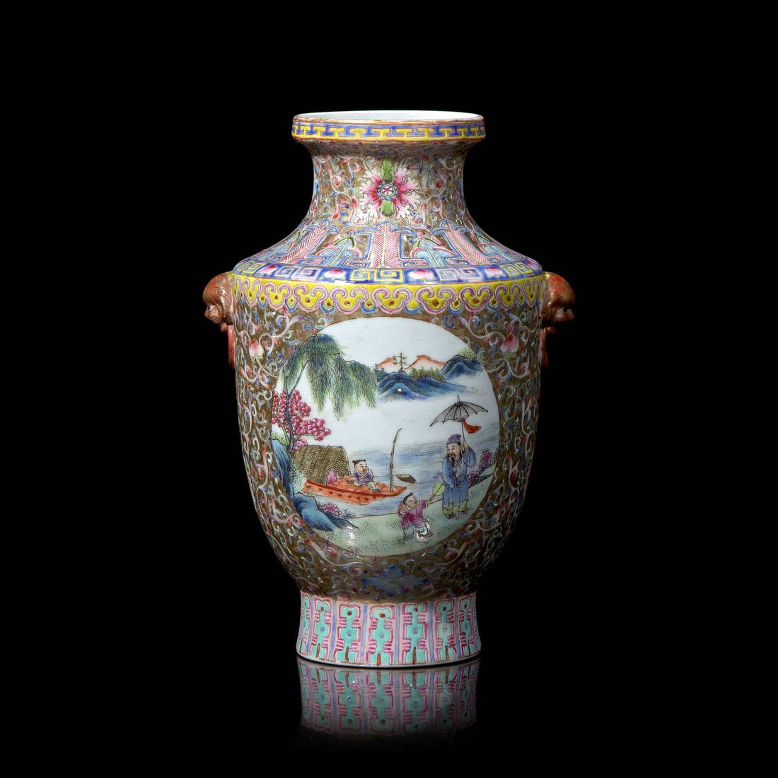 A Chinese Famille Rose ‘Figures in a Landscape’ Vase, Republic Period 民國