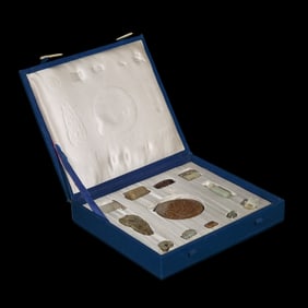 A Group of 12 Chinese Jades, Ming Dynasty and Later 明及更晚 玉&#22120